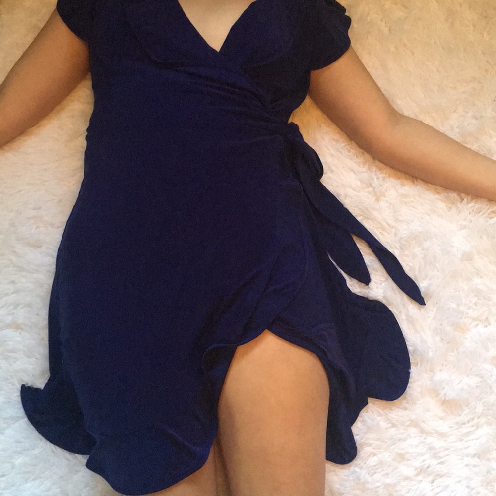 Super cute wrap dress